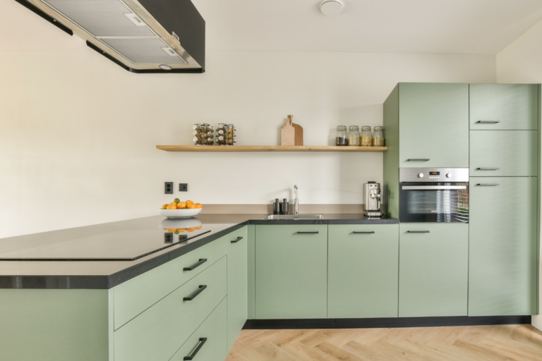 Errores comunes al medir espacios para muebles a medida